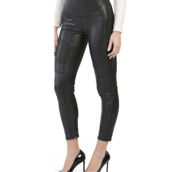 7 For All Mankind Faux Leather Liquid Moto Legging Pants Black- Size Large - Picture 3 of 10